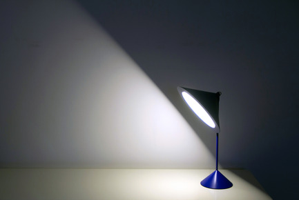 Press kit | 2576-01 - Press release | Empty Light - Amanda Buckley - Lighting Design - Empty Light - Photo credit: Roland Lindner