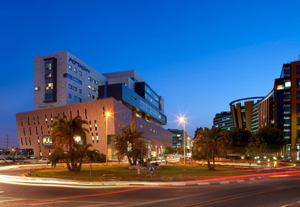 Dossier de presse | 1069-02 - Communiqué de presse | Assuta Medical Hospital redefines standards for healthcare architecture - Zeidler Partnership Architects - Architecture institutionnelle - Crédit photo : Tom Arban