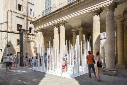 Dossier de presse | 982-37 - Communiqué de presse | Festival des Architectures Vives 2017 - Association Champ Libre - Festival des Architectures Vives (FAV) - Évènement + Exposition - Pavillon du FAV 2017 - Émotion verticale - Crédit photo :  ©photoarchitecture.com&nbsp; 