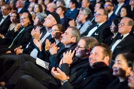 Press kit | 1696-18 - Press release | Red Dot Gala 2017: The Best Designers and Manufacturers of the Year Were Recognised - Red Dot Award - Competition - The audience of the Red Dot Gala: 1,200 guests from all around the world - Photo credit: Red Dot<br>