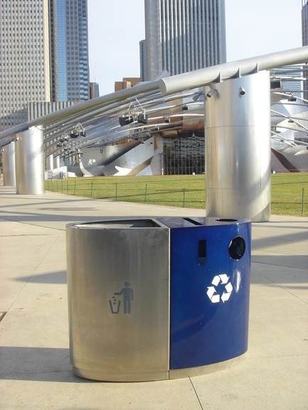 Press kit | 2707-01 - Press release | EcoTrio® Commercial Recycling Bins - EcoTrio®, LLC - Industrial Design -  EcoTrio® "The Millennium" Commercial Recycling Bin with Frank Gehry Bandshell - &nbsp;Millennium Park, Chicago&nbsp;(US Pat. No. D566 364 © 2008 ecotrio®, llc) - Photo credit: Deborah Kang