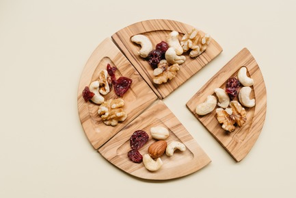 Press kit | 2498-01 - Press release | Small Studio With Great Love For Design - –Love, Ana. design studio - Lifestyle - Ruoka canape set - Photo credit: Mateja Vrckovic