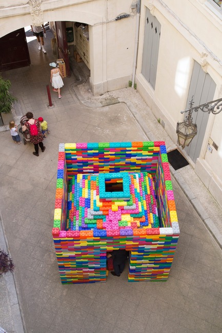 Dossier de presse | 2734-01 - Communiqué de presse | La Madeleine - Festival des Architectures Vives de Montpellier 2017 - Atelier Microméga - Évènement + Exposition - La madeleine - vue du dessus - Atelier Microméga - Crédit photo : Paul Kozlowski &nbsp;©photoarchitecture.com