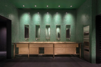 Dossier de presse | 1279-01 - Communiqué de presse | The HUB Performance and Exhibition Center - Neri&Hu Design and Research Office - Architecture commerciale - Restroom - Crédit photo : Dirk Weiblen