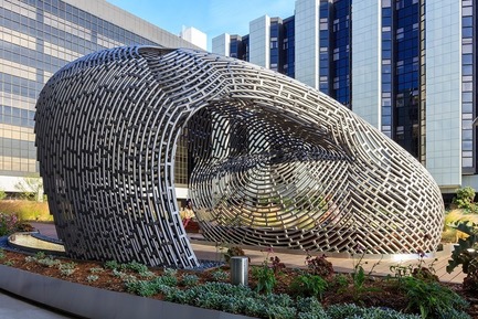 Dossier de presse | 2757-01 - Communiqué de presse | AHBE Landscape Architects Unveils Healing Gardens for Cedars-Sinai Medical Center - AHBE Landscape Architects - Architecture de paysage - Crédit photo :  @heliphoto.net 