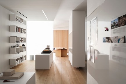 Dossier de presse | 2257-02 - Communiqué de presse | Photographer's Loft - Desai Chia Architecture PC - Design d’intérieur résidentiel - Studio workspace. - Crédit photo : Paul Warchol 
