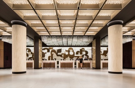 Dossier de presse | 1303-04 - Communiqué de presse | La transformation de l’hôtel Fairmont Le Reine Elizabeth, vue par ses concepteurs - Sid Lee Architecture - Design d’intérieur commercial -  GRAND HALL  - Crédit photo :  STÉPHANE BRUGGER 