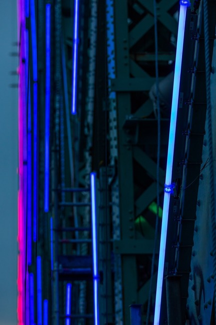Dossier de presse | 1089-02 - Communiqué de presse | Illumination du pont Jacques-Cartier | Le pont le plus connecté au monde - Moment Factory - Design multimédia - <b>Illumination interactive du pont Jacques-Cartier_Technologies LED</b> - Crédit photo : La société des ponts Jacques-Cartier et Champlain Incorporée (PJCCI)