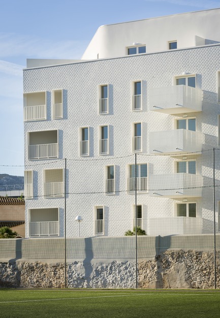 Press kit | 1151-04 - Press release | La Barquière - Pietri Architectes - Residential Architecture - Photo credit: Mathieu Ducros