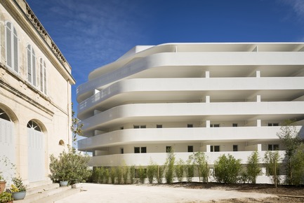 Press kit | 1151-04 - Press release | La Barquière - Pietri Architectes - Residential Architecture - The owner wanted to keep the old building dated&nbsp; from the 18th century - Photo credit: Mathieu Ducros
