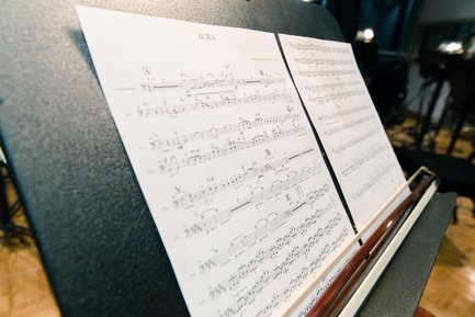 Press kit | 1089-03 - Press release | AURA Creates Awe-Inspiring Experience in the Heart of a Celebrated Historic Cathedral - Moment Factory - Multimedia Design -  Aura_Process_Music_Score - Photo credit: Moment Factory