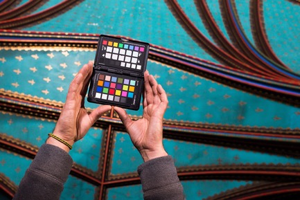 Press kit | 1089-03 - Press release | AURA Creates Awe-Inspiring Experience in the Heart of a Celebrated Historic Cathedral - Moment Factory - Multimedia Design - Aura_The_Notre-Dame_Basilica - Photo credit: Moment Factory