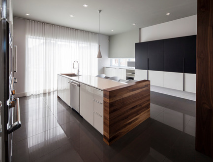 Dossier de presse | 1072-01 - Communiqué de presse | Résidence Nguyen - Atelier Moderno - Design d’intérieur résidentiel - THIS PROJECT HAS PUBLICATION RESTRICTIONS, PLEASE CONTACT CAROLINE TO ACCESS PHOTOGRAPHS:csimard@volume2.ca - Crédit photo : Stéphane Groleau