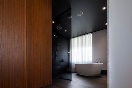 Dossier de presse | 1072-01 - Communiqué de presse | Résidence Nguyen - Atelier Moderno - Design d’intérieur résidentiel - THIS PROJECT HAS PUBLICATION RESTRICTIONS, PLEASE CONTACT CAROLINE TO ACCESS PHOTOGRAPHS:csimard@volume2.ca - Crédit photo : Stéphane Groleau