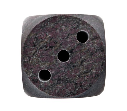 Dossier de presse | 990-05 - Communiqué de presse | Out with Marble: KAYIWA Proves That Granite Has Always Been "In" - KAYIWA - Produit - DICO Catchall - Lilac Pearl&nbsp; - Crédit photo : KAYIWA&nbsp;