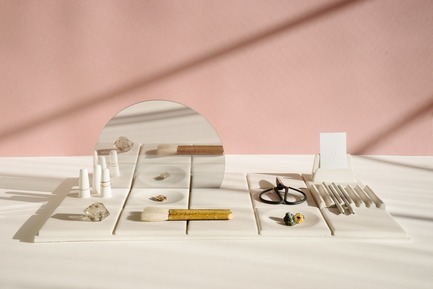 Dossier de presse | 2757-02 - Communiqué de presse | UMÉ Studio Launches Debut Collection of Objects for Everyday Living - UMÉ Studio - Produit - Salle de Bain Tray - L - Crédit photo : UMÉ Studio