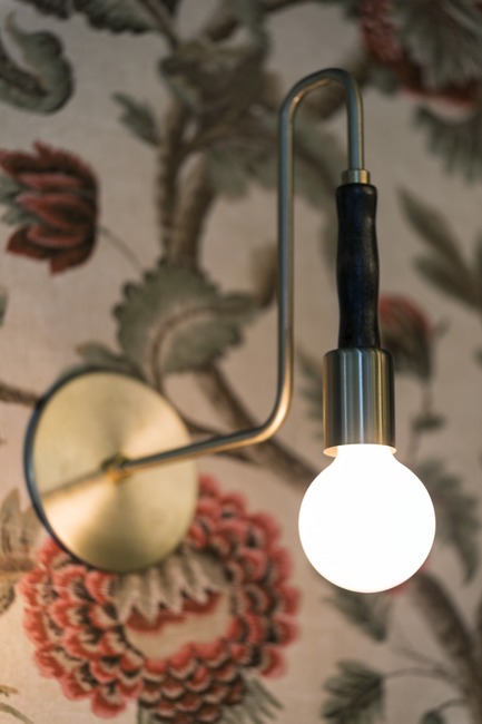 Dossier de presse | 788-05 - Communiqué de presse | Restaurant Perles et Paddock - FX Studio par Clairoux - Design d’intérieur commercial - décoration intérieur bar restaurant Perles et paddock Griffintown Montreal - Crédit photo : atelier welldone