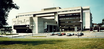 Dossier de presse | 865-22 - Communiqué de presse | Redécouvrez Lemay : 60 ans de conception visionnaire - Lemay - Évènement + Exposition - Cégep André-Laurendeau - Lemay -&nbsp;Montréal, Québec, Canada, 1973<span></span> - Crédit photo : Lemay