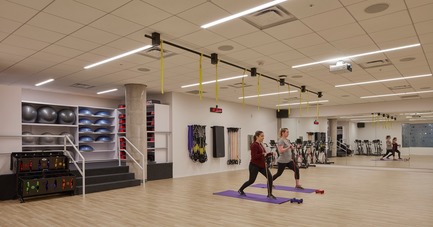 Dossier de presse | 2757-03 - Communiqué de presse | HGA San Francisco Unveils RealPage Headquarters - HGASan Francisco - Architecture commerciale - New amenities like a fitness center help bring together RealPage employees.&nbsp; - Crédit photo : Benny Chan Photography