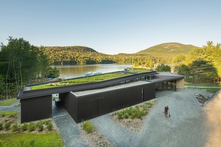 Press kit | 2263-01 - Press release | The "Centre de Services Le Bonnallie" - Anne Carrier Architectes - Institutional Architecture - Photo credit: Stéphane Groleau
