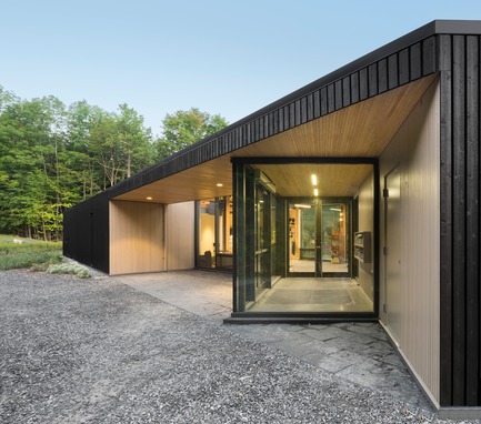 Press kit | 2263-01 - Press release | The "Centre de Services Le Bonnallie" - Anne Carrier Architectes - Institutional Architecture - Photo credit: Stéphane Groleau