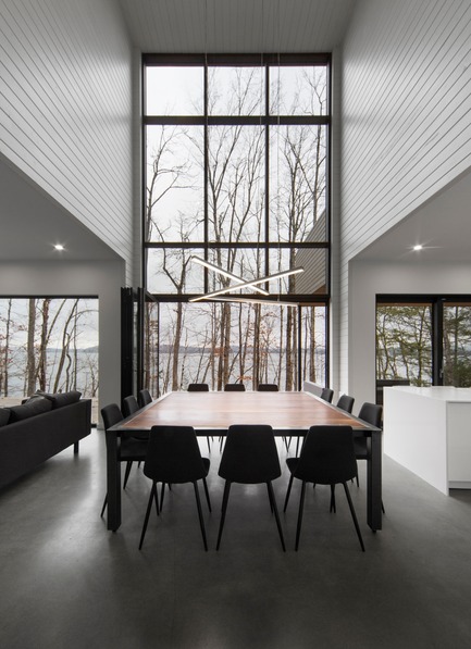 Dossier de presse | 1678-02 - Communiqué de presse | Chalet des Bécassines - Atelier BOOM-TOWN - Architecture résidentielle - Crédit photo : Steve Montpetit