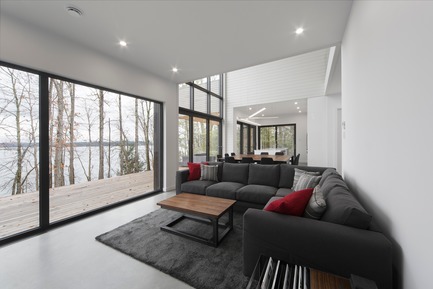 Dossier de presse | 1678-02 - Communiqué de presse | Chalet des Bécassines - Atelier BOOM-TOWN - Architecture résidentielle - Crédit photo : Steve Montpetit