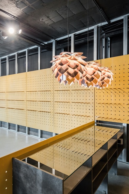 Dossier de presse | 2216-02 - Communiqué de presse | La boutique The Caveman - Tiago do Vale Architectes - Design d’intérieur commercial - Crédit photo : João Morgado