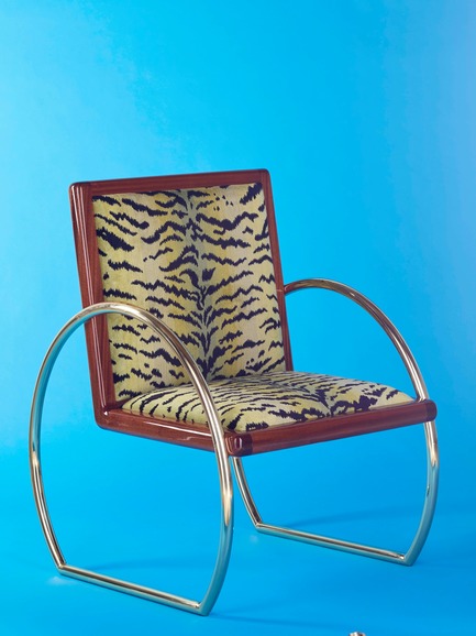 Press kit | 3029-01 - Press release | Designer Troy Smith Embodies the Spirit of Autotelic Art - Troy Smith Designs - Product - D-Ring Lounge Chair - Photo credit: Troy Smith