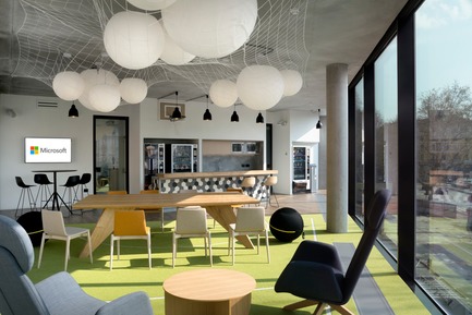 Dossier de presse | 3031-01 - Communiqué de presse | Microsoft House - DEGW/Lombardini22 - Architecture commerciale - Sport Hub - Crédit photo : Dario Tettamanzi
