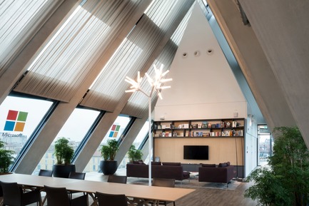 Dossier de presse | 3031-01 - Communiqué de presse | Microsoft House - DEGW/Lombardini22 - Architecture commerciale - The Loft - Crédit photo : Dario Tettamanzi