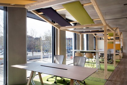 Dossier de presse | 3031-01 - Communiqué de presse | Microsoft House - DEGW/Lombardini22 - Architecture commerciale - Creative Garden - Crédit photo : Dario Tettamanzi