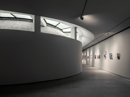 Press kit | 3044-01 - Press release | Sanbaopeng Art Museum - DL Atelier - Institutional Architecture - exhibition room underground - Photo credit: Haiting Sun