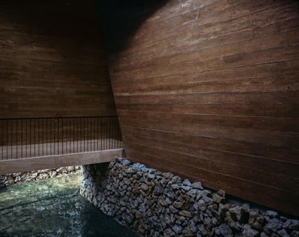 Press kit | 3044-01 - Press release | Sanbaopeng Art Museum - DL Atelier - Institutional Architecture - loam wall and streams - Photo credit: Haiting Sun