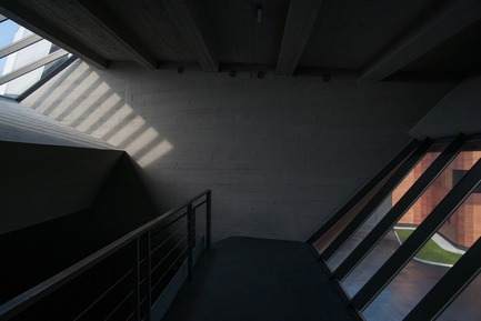 Press kit | 2873-01 - Press release | Wine and Brandy Distillery Museum & Warehouse for Alliance-1892 - TOTEMENT/PAPER - Commercial Architecture - Wine and Brandy Distillery Museum &amp; Warehouse - Photo credit:  Gleb Leonov 