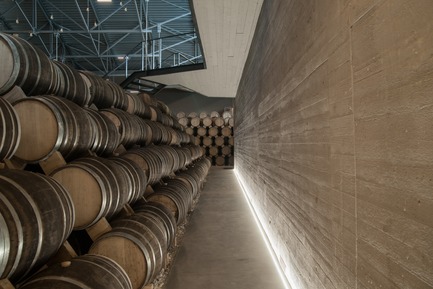Press kit | 2873-01 - Press release | Wine and Brandy Distillery Museum & Warehouse for Alliance-1892 - TOTEMENT/PAPER - Commercial Architecture - Wine and Brandy Distillery Museum &amp; Warehouse - Photo credit:  Gleb Leonov 