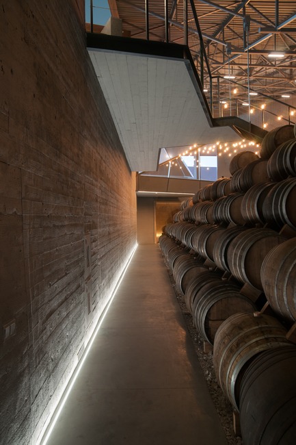 Press kit | 2873-01 - Press release | Wine and Brandy Distillery Museum & Warehouse for Alliance-1892 - TOTEMENT/PAPER - Commercial Architecture - Wine and Brandy Distillery Museum &amp; Warehouse - Photo credit:  Gleb Leonov 