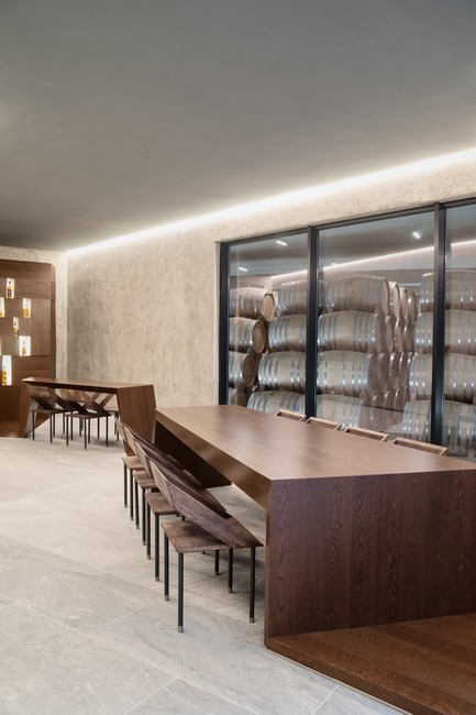 Press kit | 2873-01 - Press release | Wine and Brandy Distillery Museum & Warehouse for Alliance-1892 - TOTEMENT/PAPER - Commercial Architecture - Wine and Brandy Distillery Museum &amp; Warehouse - Photo credit:  Gleb Leonov 