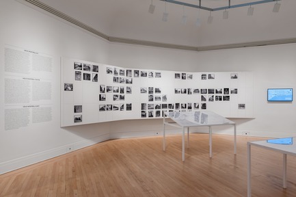 Dossier de presse | 756-18 - Communiqué de presse | Le CCA présente « Pierre grise : Des outils pour comprendre la ville.» - Centre Canadien d’Architecture (CCA) - Évènement + Exposition -  Pierre grise : des outils pour comprendre la ville. Vue d’installation, 2017.   - Crédit photo : CCA, Montréal.