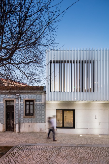 Dossier de presse | 3051-01 - Communiqué de presse | Pastoral Center of Moscavide - Plano Humano Arquitectos - Concours - Crédit photo : João Morgado