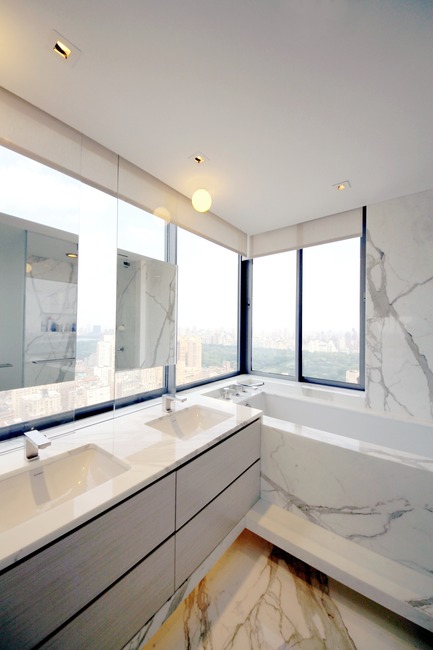 Press kit | 3082-01 - Press release | S Residence - YUUKI KITADA ARCHITECT - Residential Interior Design -  Master Bathroom  - Photo credit: Yuuki Kitada