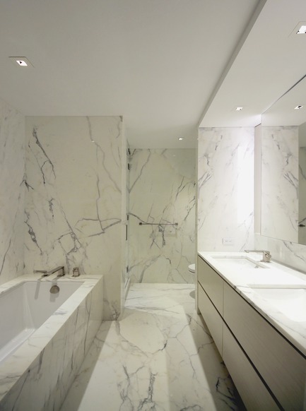 Press kit | 3082-01 - Press release | S Residence - YUUKI KITADA ARCHITECT - Residential Interior Design -  Guest Bathroom  - Photo credit: Yuuki Kitada