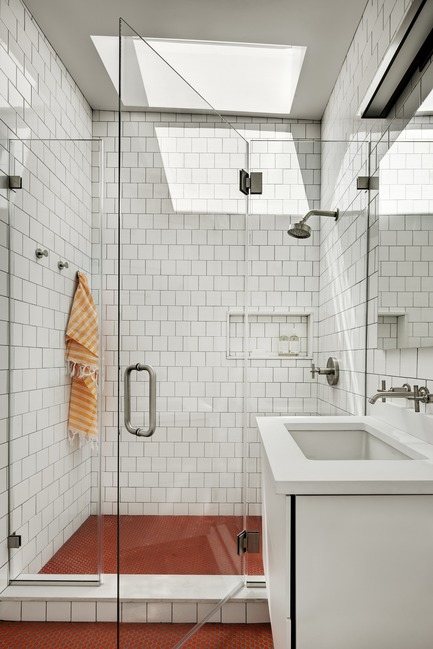 Dossier de presse | 2875-03 - Communiqué de presse | Surfboard House - Barker Architecture Office - Architecture résidentielle - Crédit photo : Francis Dzikowski/OTTO