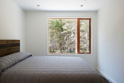 Dossier de presse | 3034-01 - Communiqué de presse | Lockeport Beach House - Nova Tayona Architects - Architecture résidentielle - Bedroom - Crédit photo : Janet Kimber