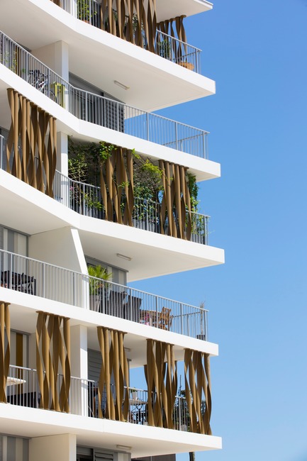 Dossier de presse | 921-11 - Communiqué de presse | Projet de 87 logements «Lez-in-Art» dans la ZAC Rive Gauche (SERM) de Montpellier - France - NBJ architectes - Architecture résidentielle - Zoom sur les balcons - Crédit photo : &nbsp;©photoarchitecture.com
