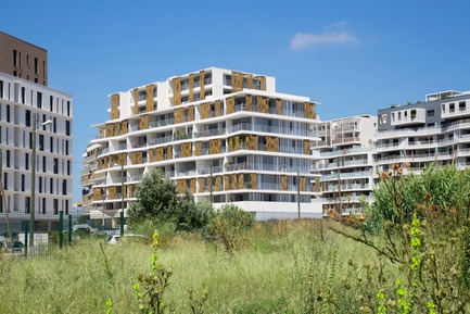 Dossier de presse | 921-11 - Communiqué de presse | Projet de 87 logements «Lez-in-Art» dans la ZAC Rive Gauche (SERM) de Montpellier - France - NBJ architectes - Architecture résidentielle - Vue sur la façade Sud-Est - Crédit photo : &nbsp;©photoarchitecture.com