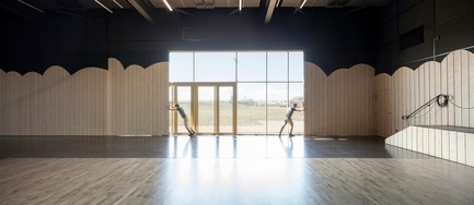 Dossier de presse | 1250-01 - Communiqué de presse | Salle multigénérationnelle - CoCo architecture - Architecture institutionnelle - Crédit photo : Edouard DECAM