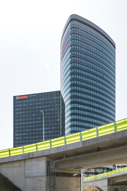 Dossier de presse | 3077-01 - Communiqué de presse | ORBI Tower - Zechner & Zechner ZT GmbH - Architecture commerciale - from ouside - Crédit photo : Photographs: www.pierer.net