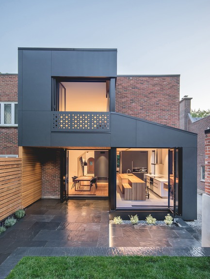 Dossier de presse | 635-07 - Communiqué de presse | BOÎTE NOIRE II - Natalie Dionne Architecture - Architecture résidentielle - Crédit photo :  Raphaël Thibodeau 