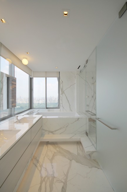 Press kit | 3082-01 - Press release | S Residence - YUUKI KITADA ARCHITECT - Residential Interior Design - Master Bathroom&nbsp; - Photo credit: Yuuki Kitada